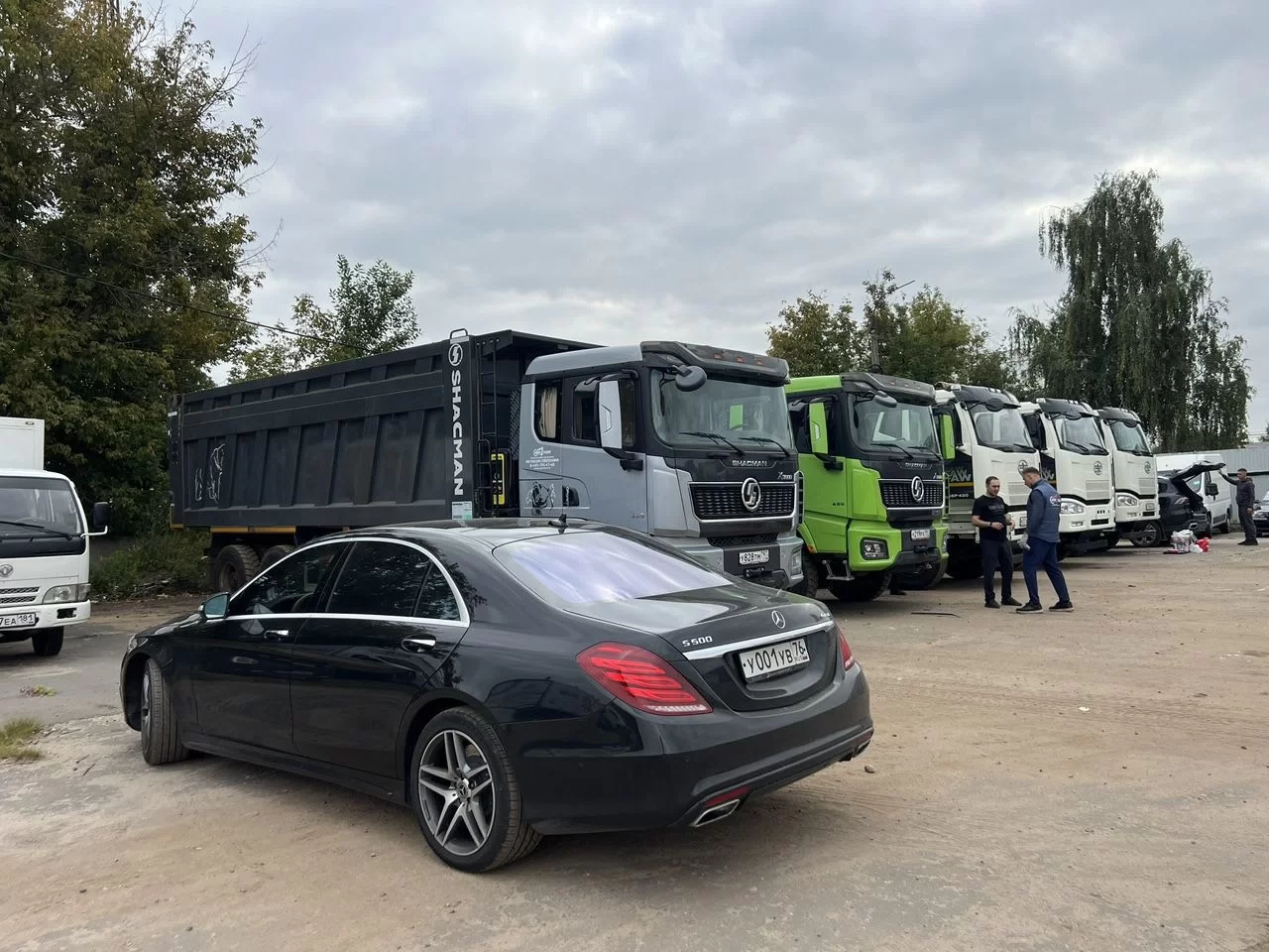 Парк техники Truck Market с Mercedes S500